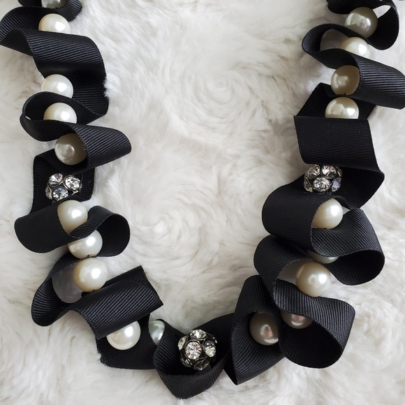 Betsey Johnson Faux Pearl Black Ribbon Necklace - Picture 2 of 9
